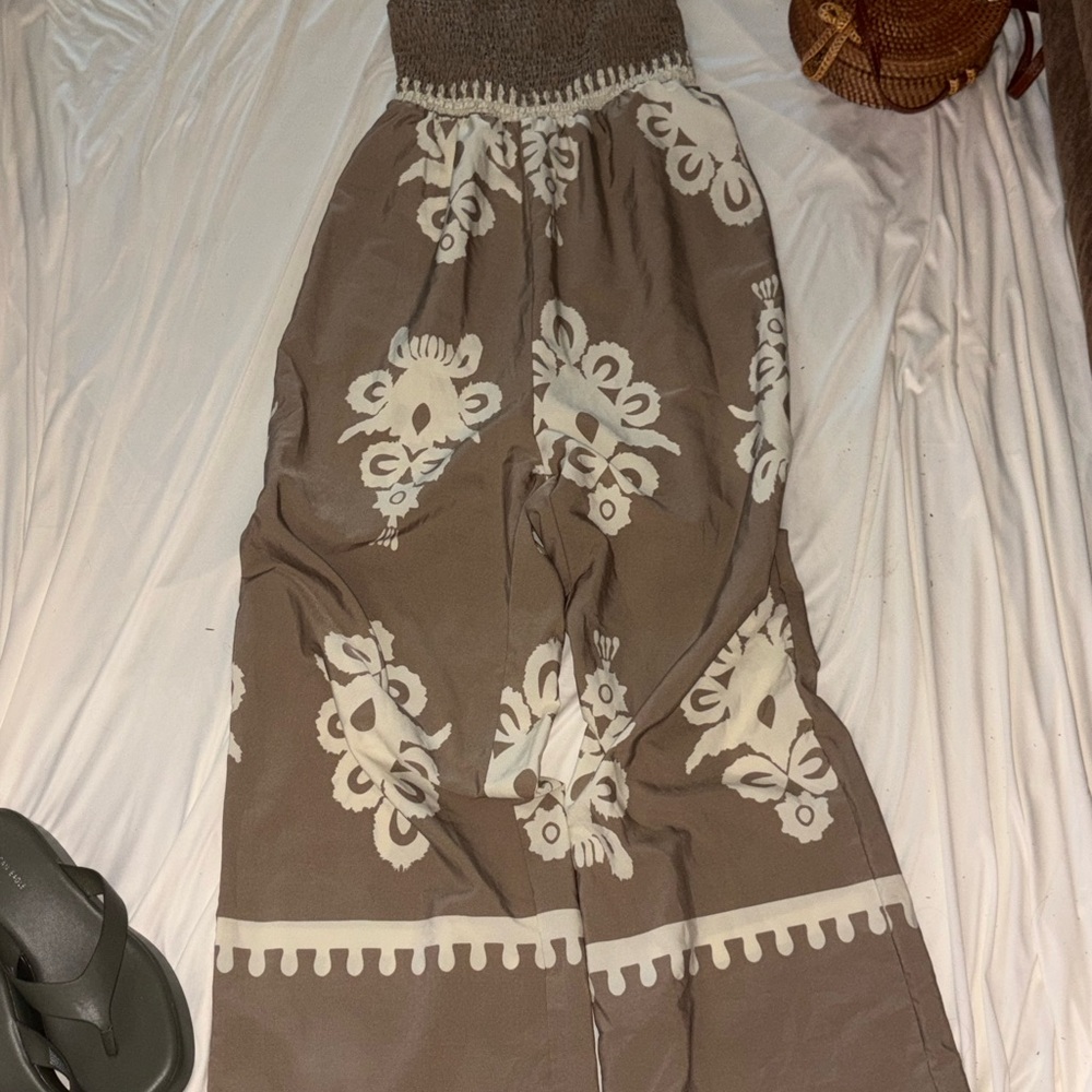 Jumpsuit Smocked Square Neck Wide-Leg tan& cream#beach#coquettegirl#lightweight - Picture 6 of 9